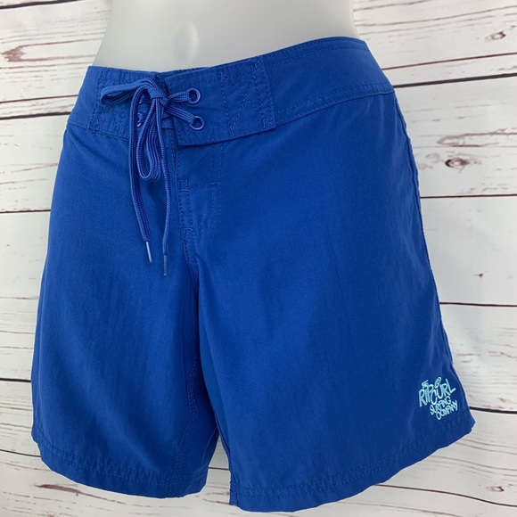 Rip Curl Other - Rip Curl Shorts Tie Waist Two Back Velcro Pockets